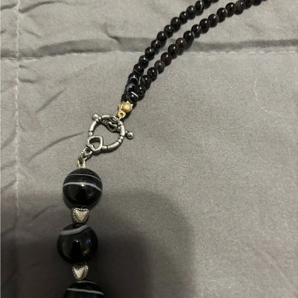 Elegant Black Beaded Necklace - Picture 3 of 13